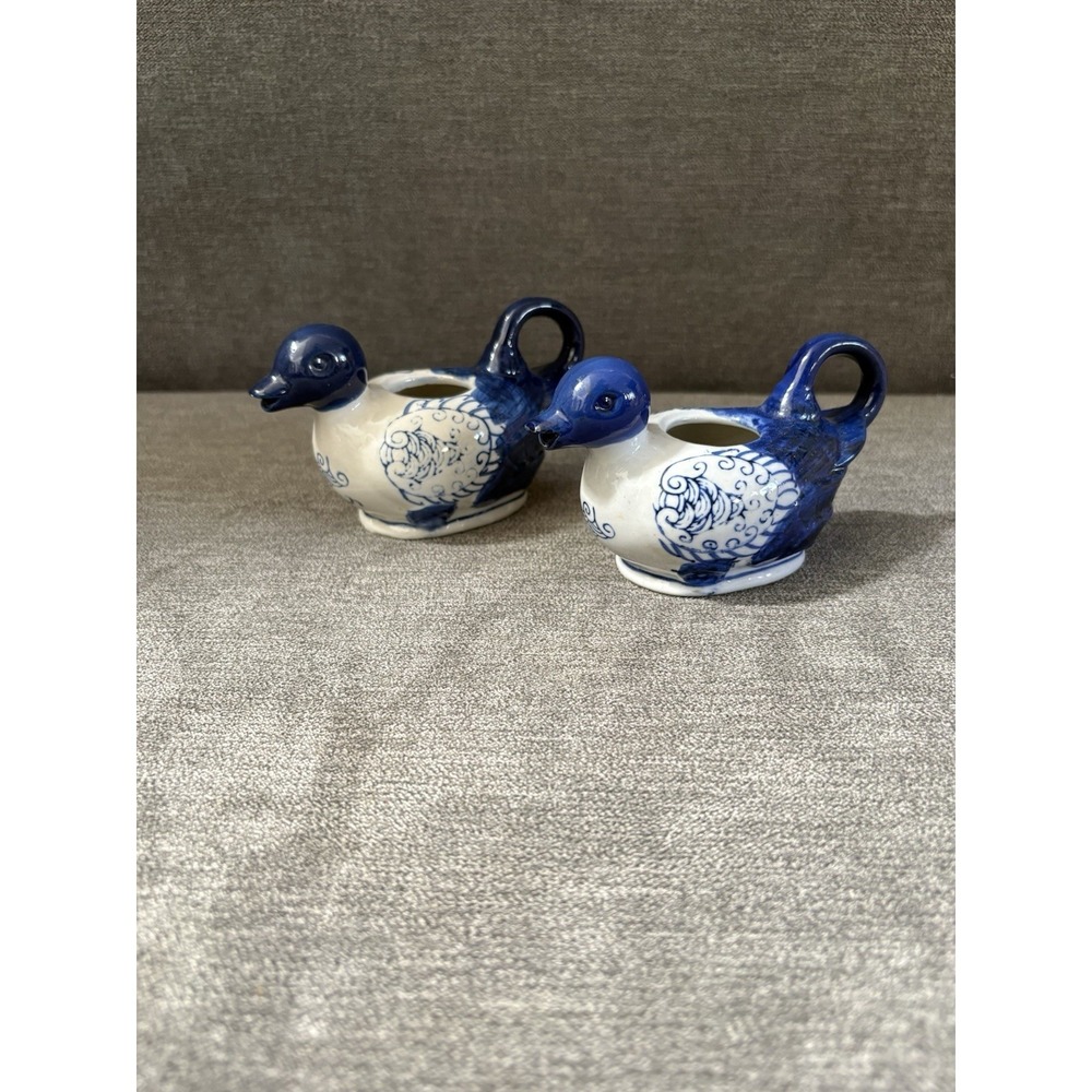 Set‎ Of 2 Delft Blue & White Ceramic Duck Personal Creamers Made In China